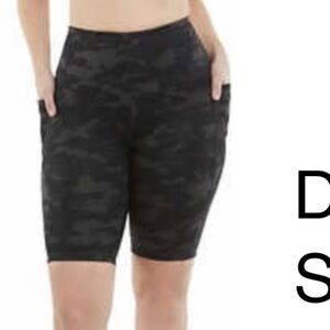 Lot of 4 DANSKIN BIKER SHORTS XL